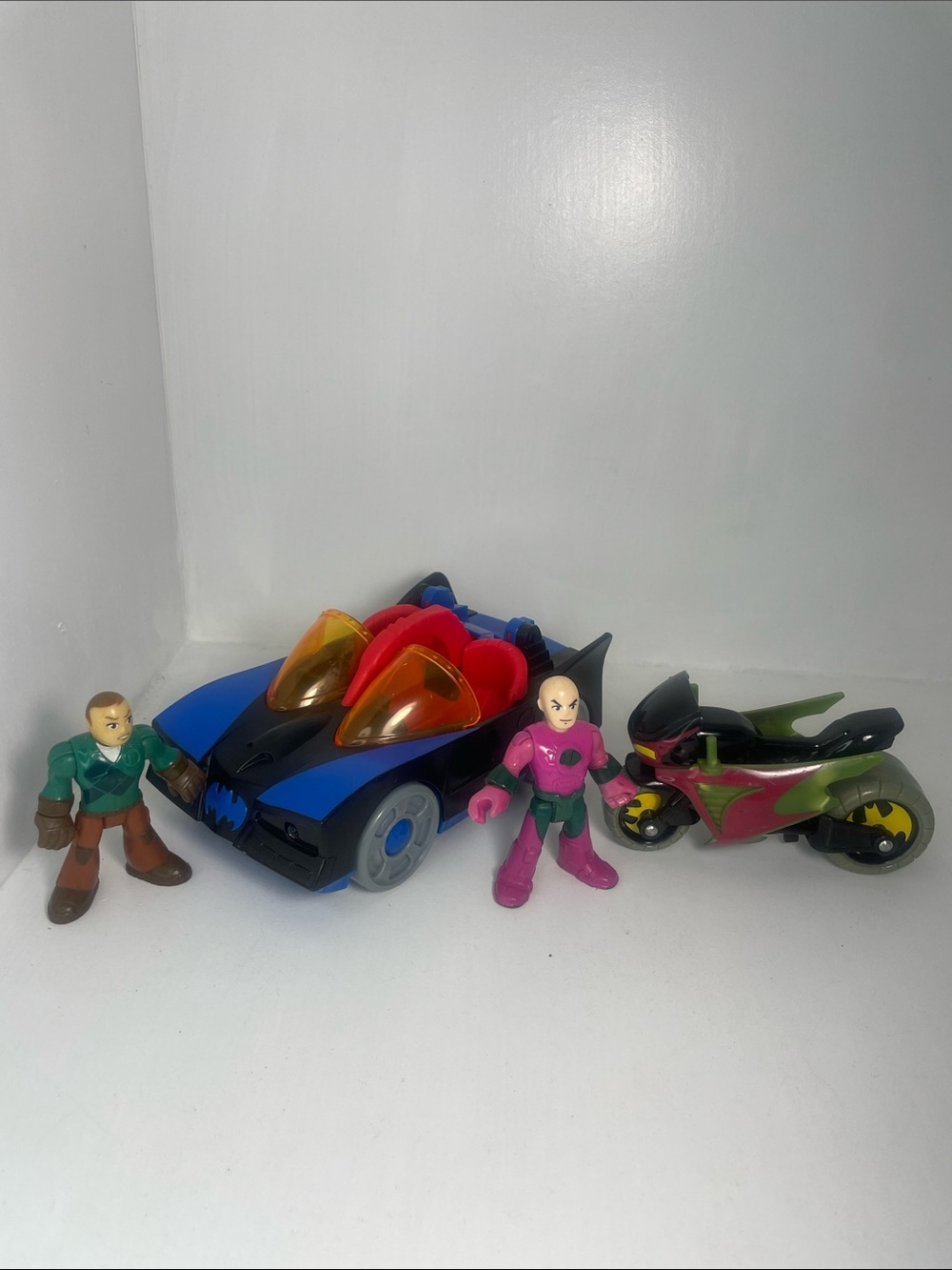 Imaginext DC Comics Batmobile Untested Robin Motorcycle Lex Luther and one fig.